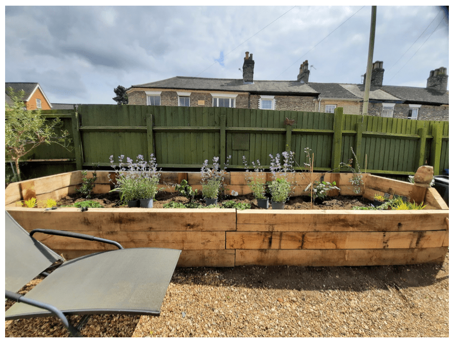 Construction of planter with oak sleepers